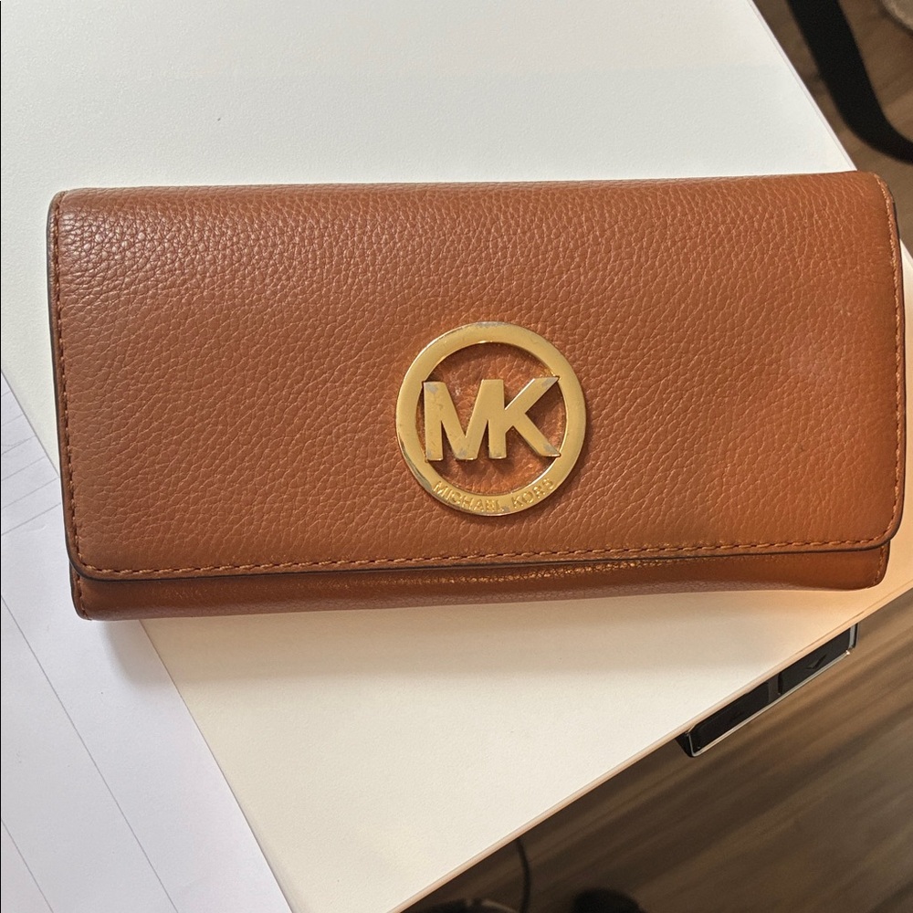Michael Kors Tan Leather Wallet with Gold Logo